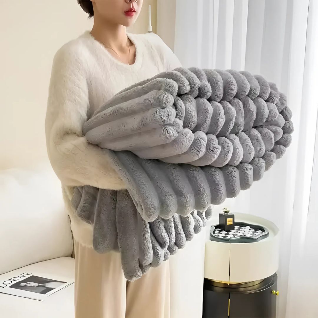 Cloud-Soft Plush Throw Blanket