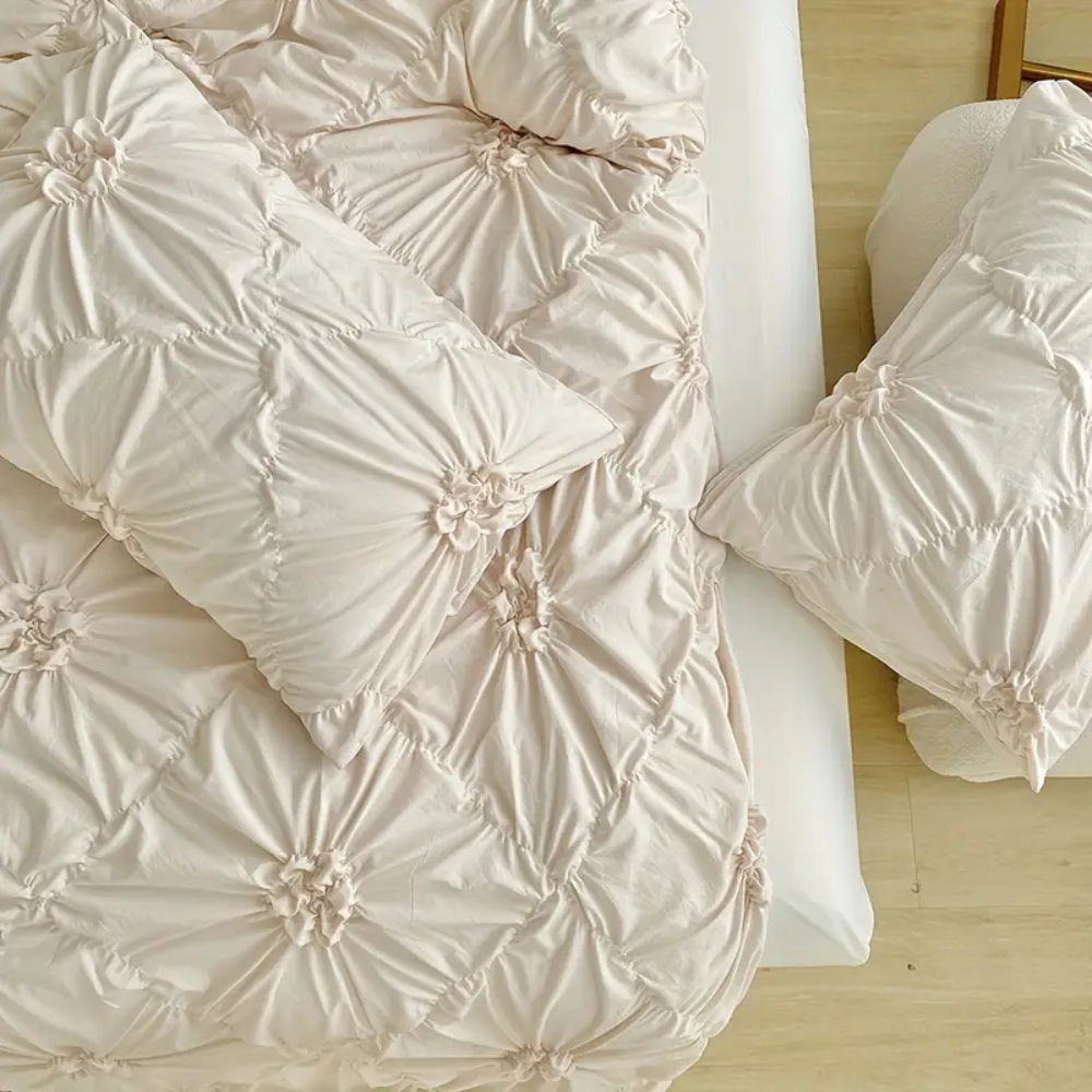 Fleur Pinch Pleated Quilt Cover Set